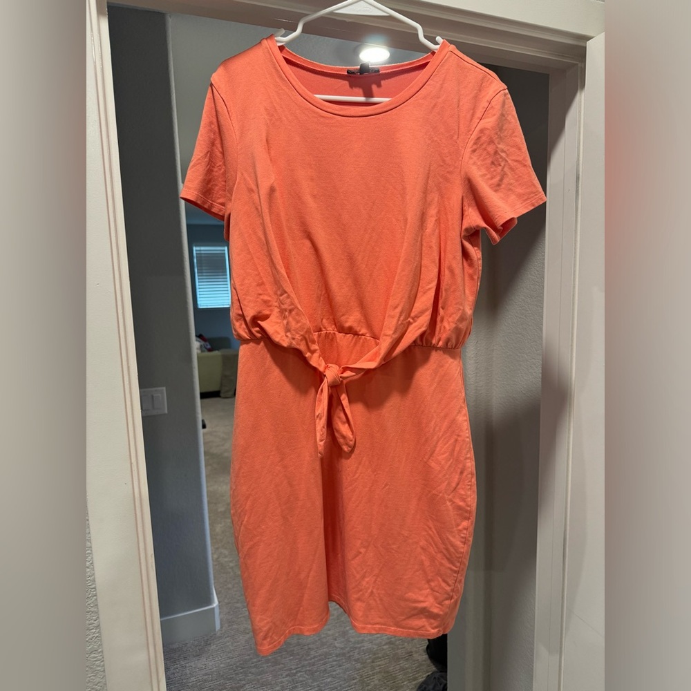 Express Tie front t-shirt dress - medium, NWOT
